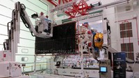 Satelit Republik Indonesia atau Satria-1 dibuat oleh Thales Alenia Space (TAS) Prancis menggunakan platform SpaceBus NEO. 