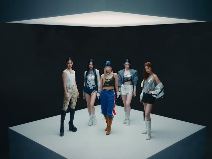 ITZY comeback dengan album mini KILL MY DOUBT.