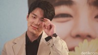 Dia juga bercerita soal kesukaannya makan nasi goreng dan mie goreng. Bahkan di Korea dia sering pesan makanan itu secara online. (Foto: Ari Saputra/detikcom)