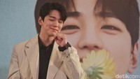 Kim Mingue lagi merem aja tetep ganteng ya? Hehe... (Foto: Ari Saputra/detikcom)