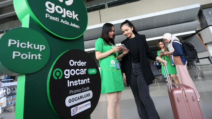 Layanan Baru Taksi Online Hadir di Bandara Soetta