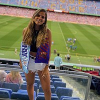 Maria berasal dari Cordoba, Spanyol yang berusia 23 tahun. Julian pun datang dari Spanyol. Foto: dok. Instagram/@emiliafferrero