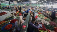 Pemprov Jabar melalui Dinas Perindustrian dan Perdagangan (Disperindag) mendorong pertumbuhan ekonomi di Jabar salah satunya melalui program Pasar Juara yang dicanangkan Gubernur Jawa Barat.  