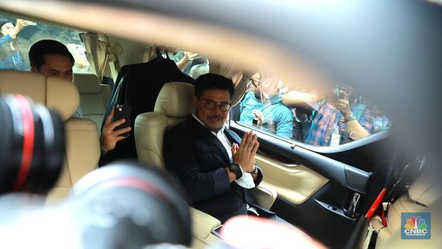 Menteri Pertanian Syahrul Yasin Limpo usai memenuhi panggilan Komisi Pemberantasan Korupsi (KPK), Senin (19/6/2023). (CNBC Indonesia/Muhammad Sabki)