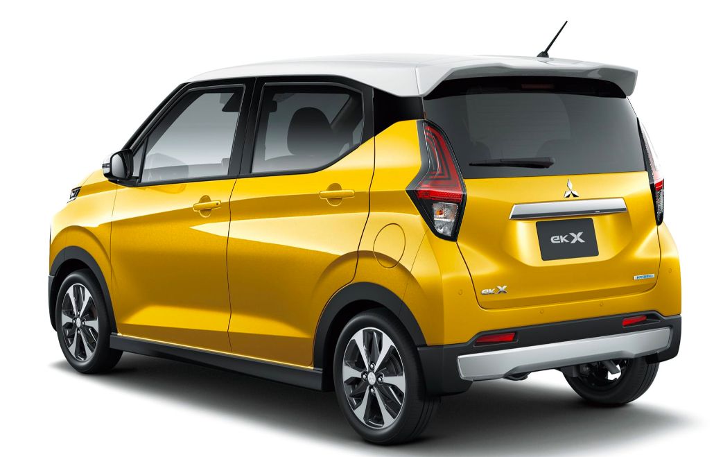 Mitsubishi mobil listrik EX X EV