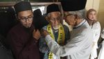 Potret Pak Ogah di Tangerang Berangkat Haji Usai Nabung 30 Tahun