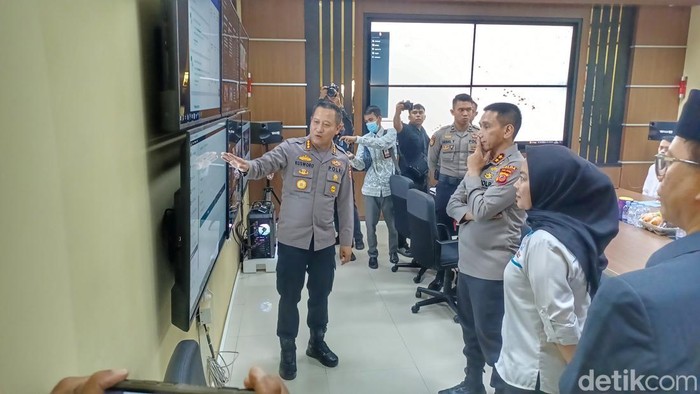 Peluncuran Command Center di Polresta Bandung, Senin (19/6/2023).