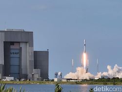 Wush! Momen Mendebarkan Satelit Satria-1 Mengangkasa