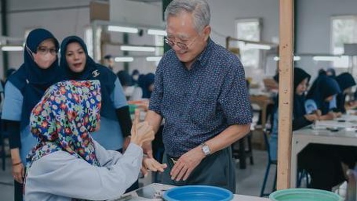 Pendiri PT Royal Korindah