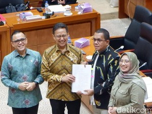 RUU Kesehatan Dibawa ke Paripurna Besok, PD dan PKS Menolak!