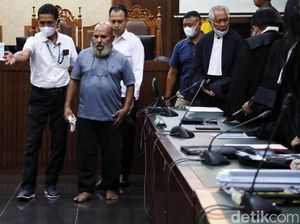 Pengacara Bantah MAKI soal Lukas Enembe Jorok di Rutan KPK Cuma Trik
