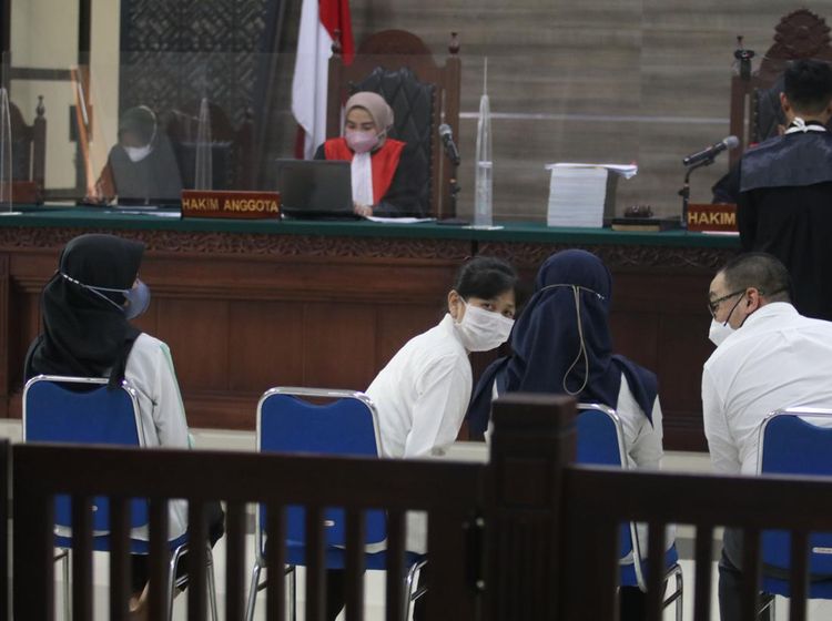 4 Terdakwa Kasus Gagal Ginjal Akut Jalani Sidang