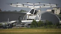 Taksi drone Volocopter 2X memiliki 18 baling-baling yang membuatnya mampu terbang.  
