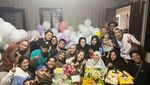 Ulang Tahun Ke-31, Ayu Ting Ting Diberi Kejutan Kue dan Tumpeng