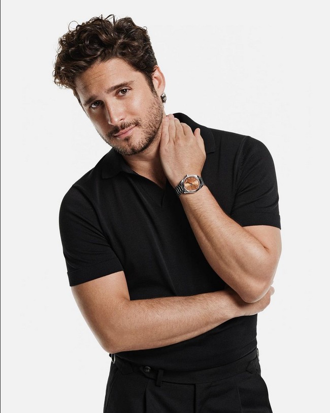 Di Meksiko, ada preferensi untuk estetika macho, yang menekankan maskulinitas ekstrem. Di antara daftar pria paling menarik, aktor Diego Boneta dan Ryan Guzman menempati posisi dua teratas. Foto: Instagram