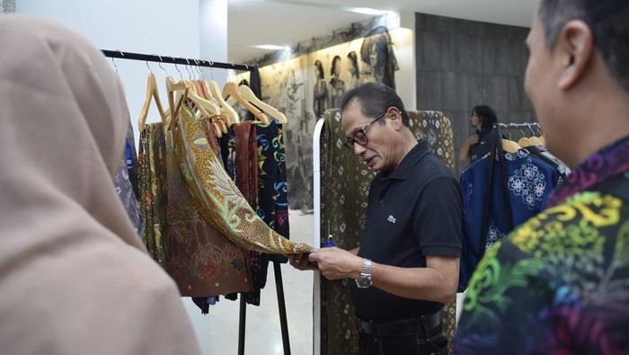 Direktur Keuangan dan Umum Pupuk Kaltim Qomaruzzaman