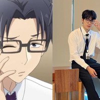 Ada pula Wonwoo SEVENTEEN yang sepintas mirip karakter anime Hirotaka (Wotakoi: Love Is Hard for Otaku). Dalam foto unggahannya, Wonwoo tampak memikat dengan kacamata dan setelan kemeja putih. Foto: Instagram