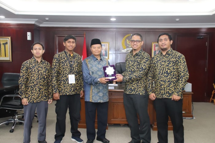 HNW Ajak Komunitas One Day One Juz Bumikan Al-Qur’an ke Milenial-Gen Z