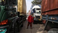 Perlu diketahui Jembatan Akses Marunda menjadi penyambung utama kendaraan-kendaraan angkutan dari pelabuhan menuju ke Kawasan Berikat Nusantara Marunda maupun sebaliknya.