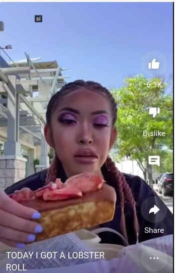 Influencer tak makan makanan saat mengulas