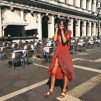 Sara kemudian membuka penggalangan dana GoFundMe. Belum lama dibuat, para fans telah mengumpulkan $33.500 atau Rp 503 jutaan dalam 16 jam. Uang tersebut sangat dibutuhkan mengingat Jessica kini tidak bisa melakukan apa-apa, termasuk bekerja, berkendara, memasak, mengurus rumah, atau mengurus anaknya. Diharapkan Jessica bisa beraktivitas normal seperti dulu.Foto: Instagram Jessica Stein