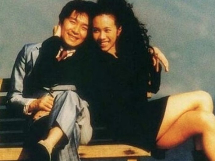 Foto lama Karen Mok dan Stephen Chow.