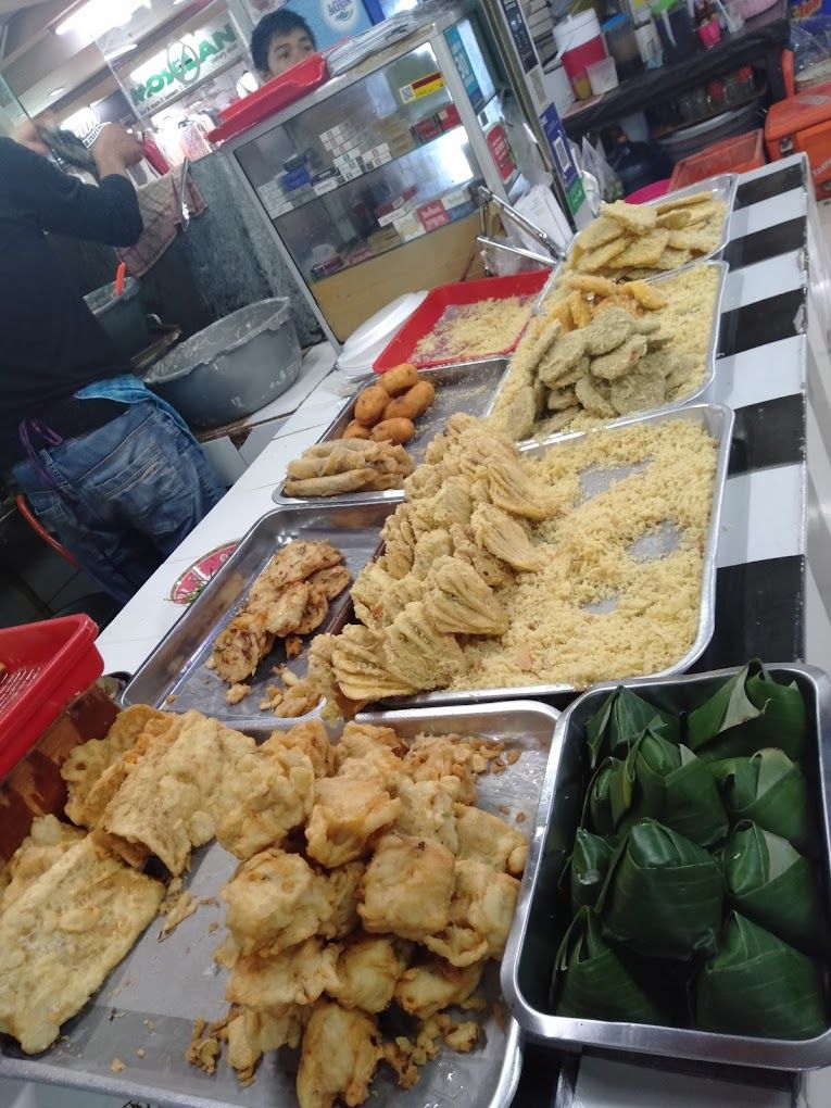 Kuliner di Pujasera Blok M