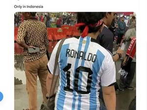 Viral Fans Indonesia Pakai Jersey Argentina Tapi Namanya Ronaldo