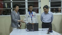 Sekolah ini memiliki beberapa jurusan seperti Teknik Sepeda Motor, Teknik Elektronika Industri, Teknik Instalasi Tenaga Listrik, Teknik Pemesinan, Teknik Kendaraan Ringan, Akomodasi Perhotelan dan Akuntansi.  