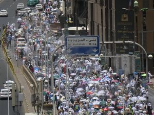 Bacaan Talbiyah dan Sholawat dalam Perjalanan dari Arafah dan selama di Muzdalifah