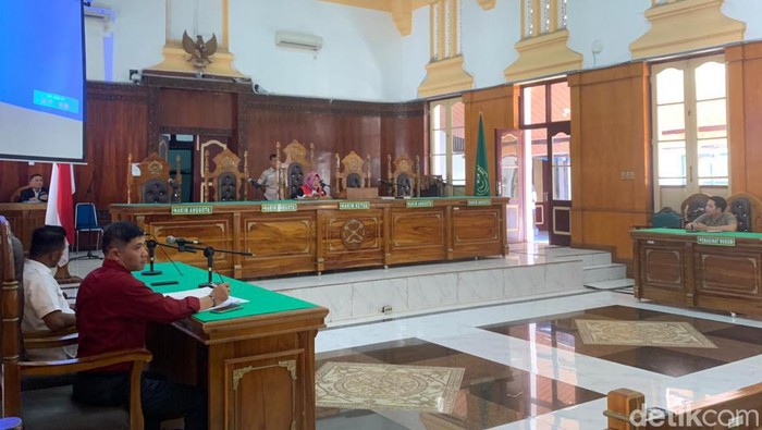 Sidang putusan permohonan praperadilan Aditya Hasibuan, anak AKBP Achiruddin. (Raja Malo Sinaga/detikSumut)