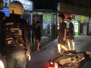 Tuman! Berandalan Bermotor Ugal-ugalan di Tasik Dihadang-Dihajar Warga