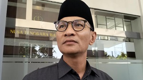 Wali Kota Mataram Mohan Roliskana di gedung Kejaksaan Tinggi NTB, Selasa (20/6/2023).