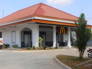 Warga Kediri Protes Bangunan Cagar Budaya Dirombak Jadi McDonalds
