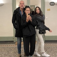 Anggun memang beberapa kali berbagi potret keluarganya yang harmonis saat sedang liburan ataupun merayakan momen tertentu. Ini foto Anggun bersama suaminya, Christian Kretschmar dan sang putri. Foto: Dok. Instagram Anggun