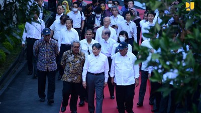 Basuki Ajak Kaisar Jepang Lihat Cara RI Atasi Lahar Erupsi Merapi