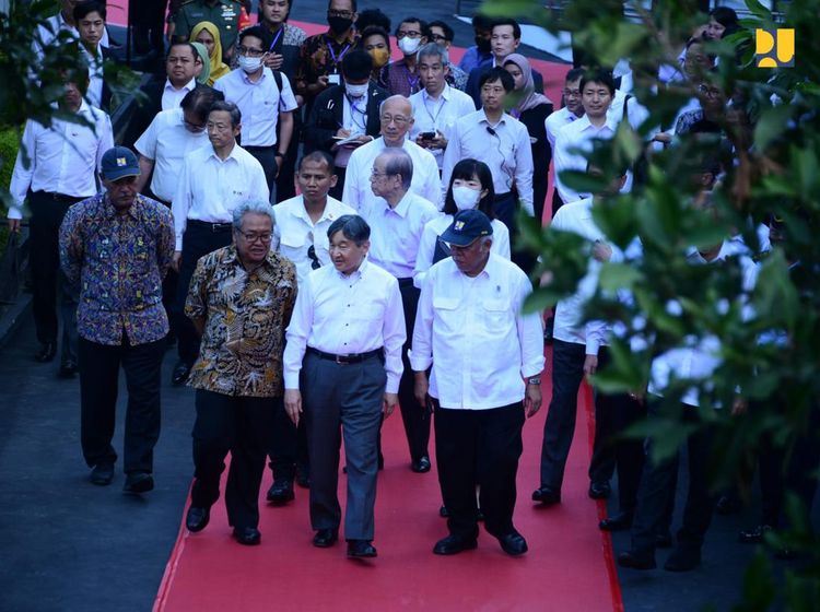 Basuki Ajak Kaisar Jepang Lihat Cara RI Atasi Lahar Erupsi Merapi