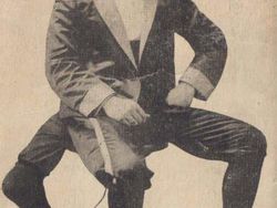 Deretan Foto Jadul Punya Cerita Aneh hingga Mencengangkan