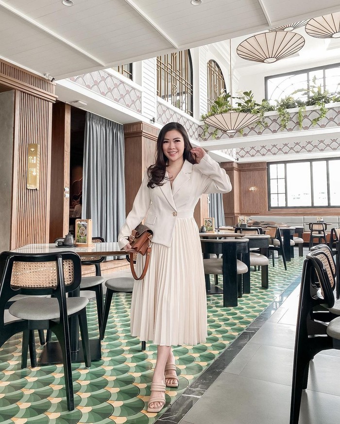 Influencer Ini Jalani Hobi, Jadi Cuan Nama Rica Suma bisa terbilang sukses menjadi selebgram atau fashion influencer yang kerap jadi rujukan bagi banyak orang, khususnya kaum Hawa.