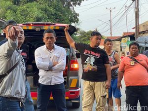 Polisi: Pria Tewas di Depok Pakai Baju 5 Lapis tapi Tembus Ditusuk