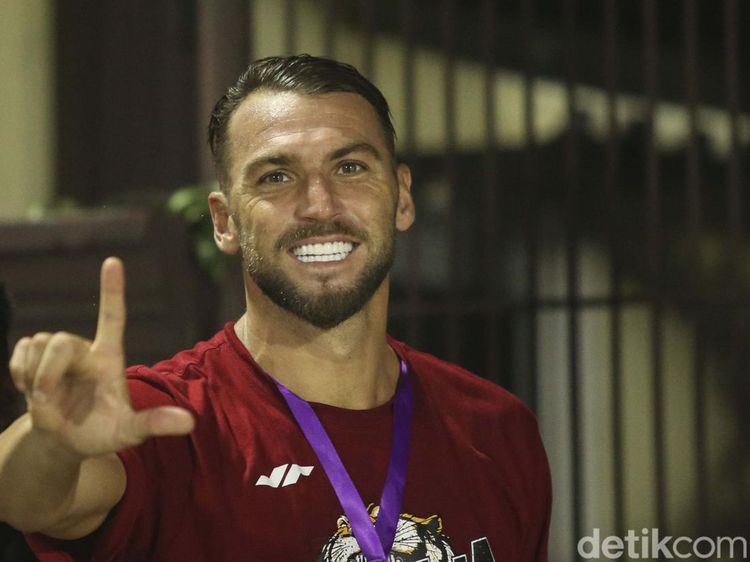 Kembali ke Persija, Simic Belum Dimainkan