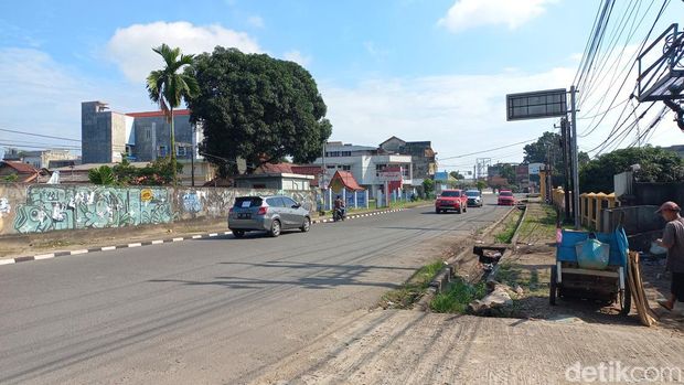 Lokasi pemotor seret anjing di Jambi.