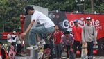 Melihat Aksi Ciamik Skateboarder Jakarta
