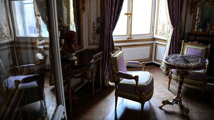 Penampakan kamar Ratu Marie-Antoinette di Istana Versailles, Prancis, Selasa (20/6/2023).