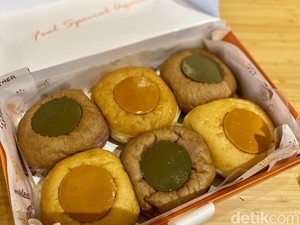 Oflan: Empuk dan Creamy Donat Isi Flan yang Sedang Hits