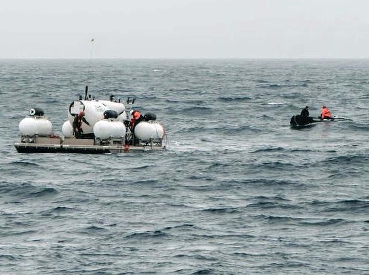 Potret Pencarian Kapal Selam Penjelajah Titanic yang Ditumpangi Miliarder