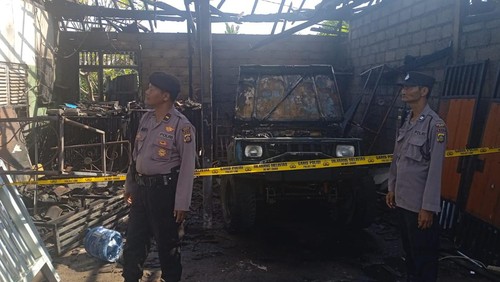 Sebuah bengkel las di Jalan Saba, Sukawati, Gianyar, Bali, ludes terbakar pada Rabu (21/6/2023). (Dok. Polsek Sukawati)