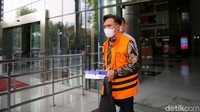 Sebagaimana diketahui, Hakim Agung nonaktif Gazalba Saleh telah didakwa menerima uang senilai 20 ribu Dollar Singapura (SGD) untuk mengurus kasasi pidana KSP Intidana.Uang tersebut awalnya berjumlah SGD 110 ribu yang diberikan pengacara Yosep Parera melalui perantara para PNS MA mulai dari Desy Yustria, Nurmanto Akmal, asisten Gazalba Saleh, Prasetio Nugroho dan Redhy Novarisza.