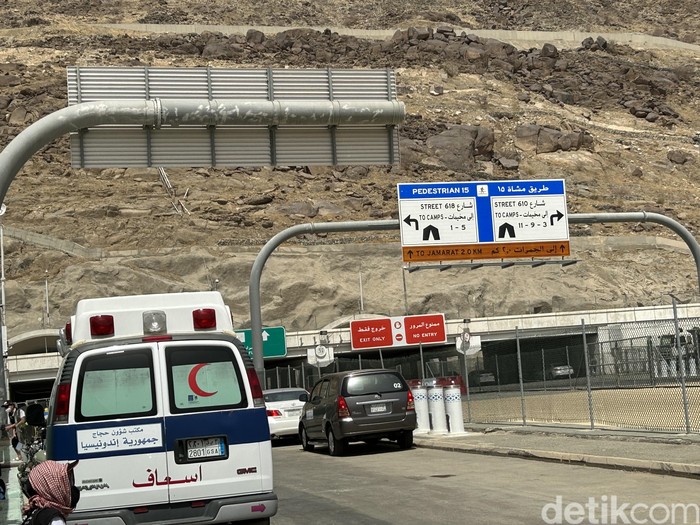 Tenda jemaah Indonesia di Mina