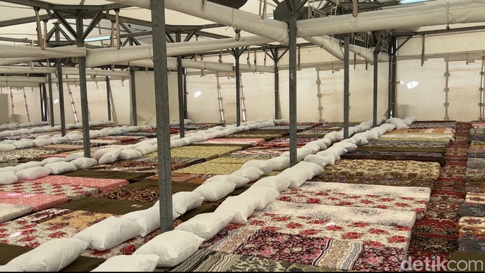 Tenda jemaah Indonesia di Mina